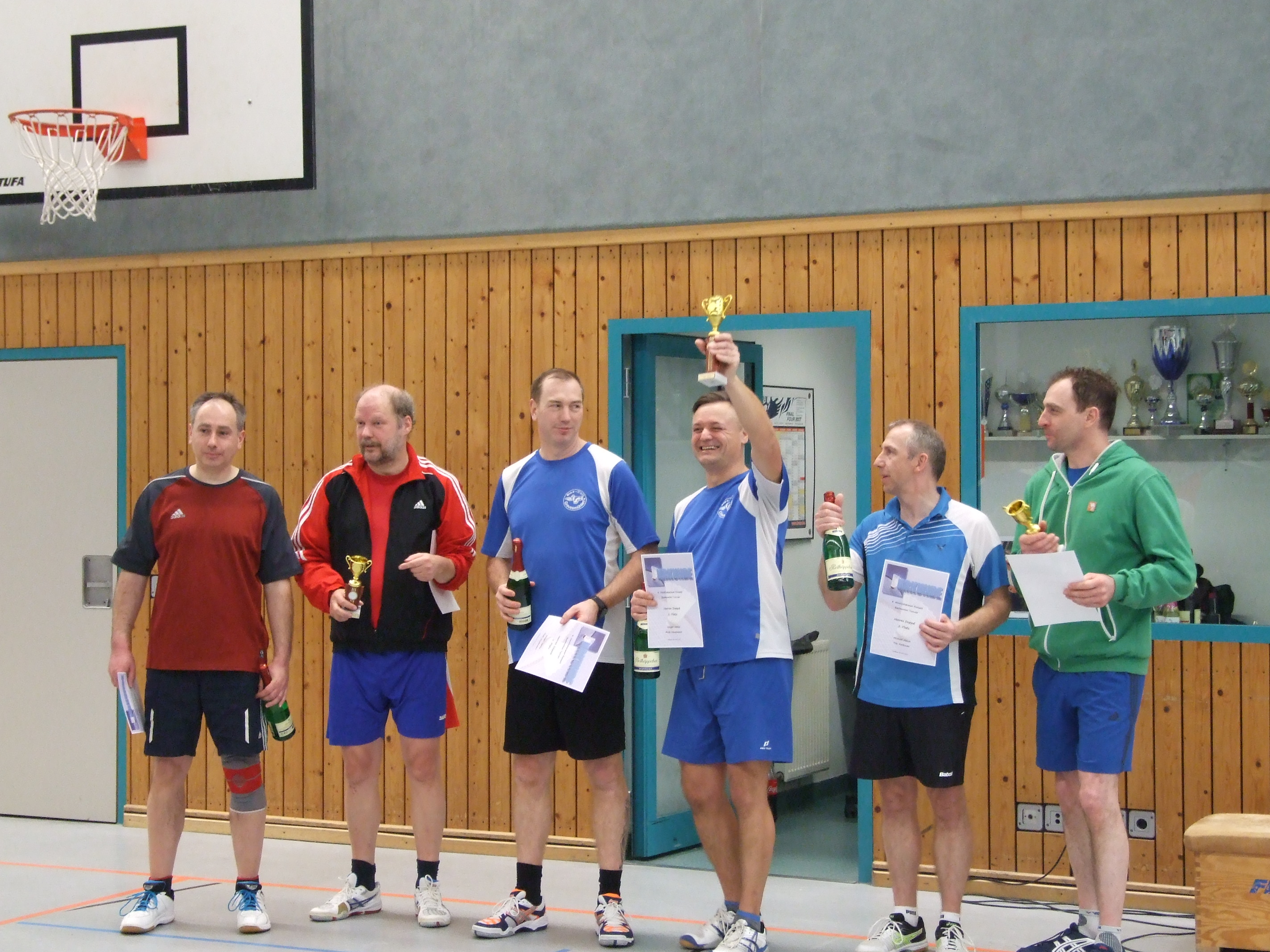 http://www.vflneukloster.de/media/badminton/Turnier 28.01.2017/DSCF0287.JPG